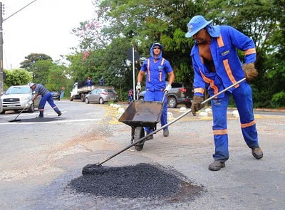 Operação tapa-buracos da Prefeitura de Goiânia tem atendido 60 bairros da capital