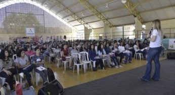 Mais de 500 alunos assistem o 2º aulão Juventude Enem em Aparecida