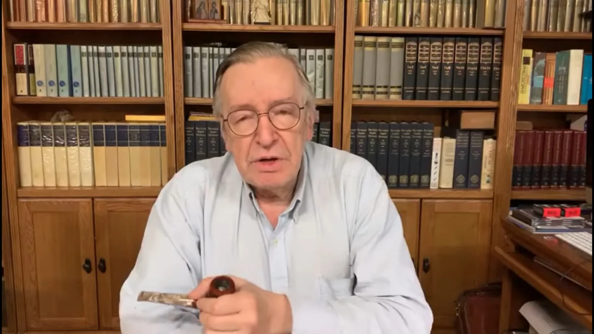 Olavo de Carvalho compara Bolsonaro a Zé Dirceu