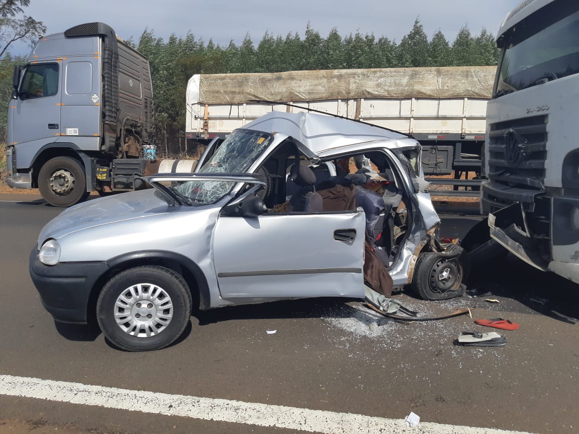 Seis pessoas morrem nas rodovias federais em Goiás neste fim de semana