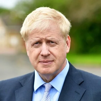 Premiê britânico Boris Johnson é internado em UTI devido à Covid-19