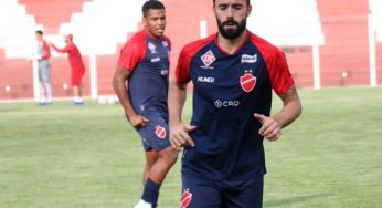 Apesar do momento ruim, Gastón diz que time do Vila Nova é “100% confiável”