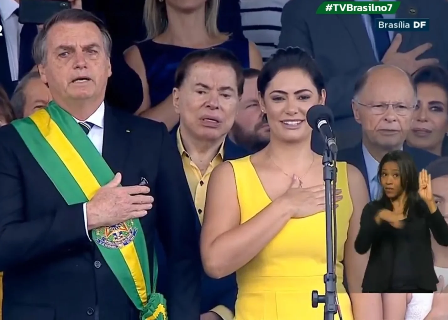 Com Silvio Santos e Edir Macedo, Desfile da Independência em Brasília conta com 4,5 mil pessoas