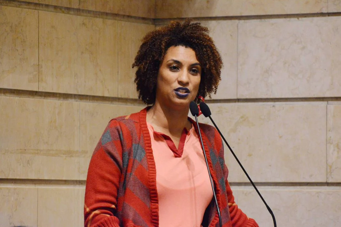 Polícia cumpre cinco mandados de prisão contra suspeitos no caso Marielle Franco