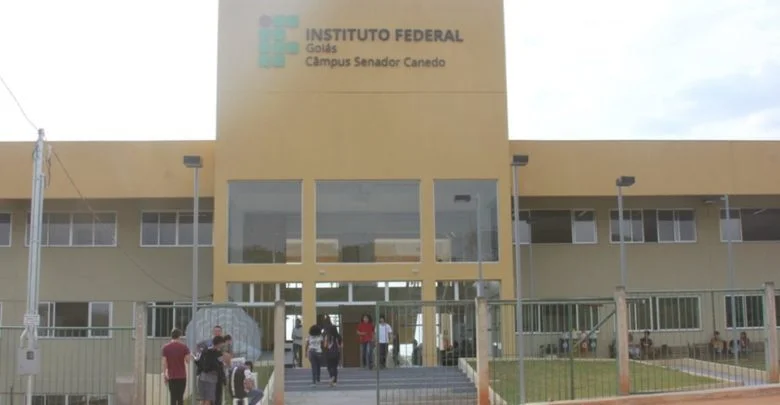 IFG inaugura primeiro bloco do Campus de Senador Canedo