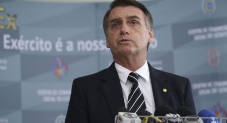 Bolsonaro dá fim ao seguro DPVAT; entenda a medida