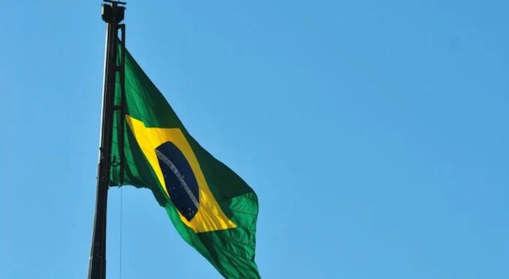 IDH do Brasil fica estagnado e país cai para 79º em ranking da ONU