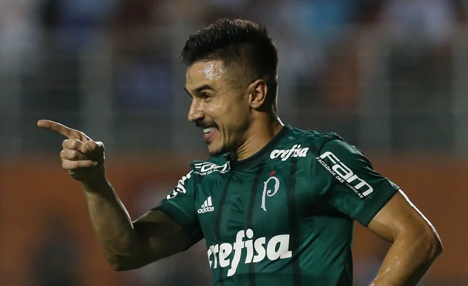 Destaque em vitória, Willian se torna 3º maior artilheiro do Palmeiras neste século