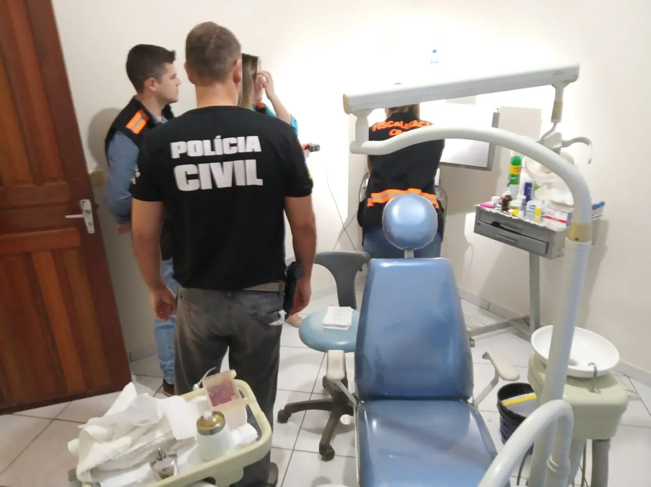 Falso dentista que atuava em 4 cidades goianas é preso