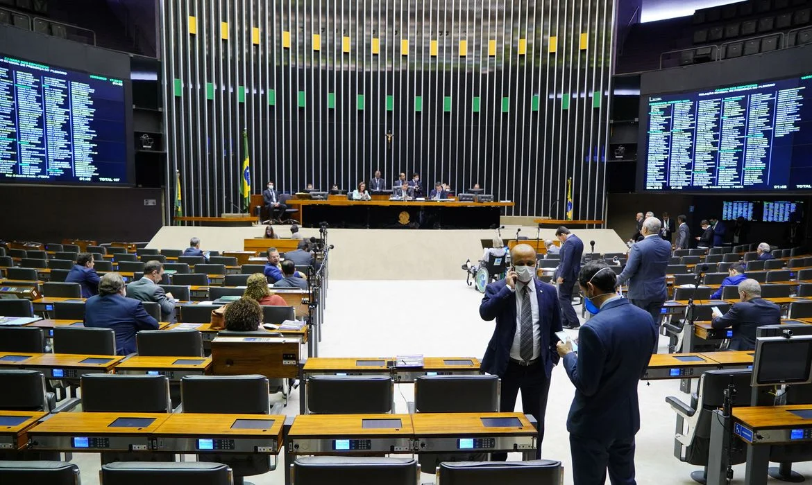 Ajuda financeira que interessa a Goiás pode ser votada nesta terça na Câmara Federal