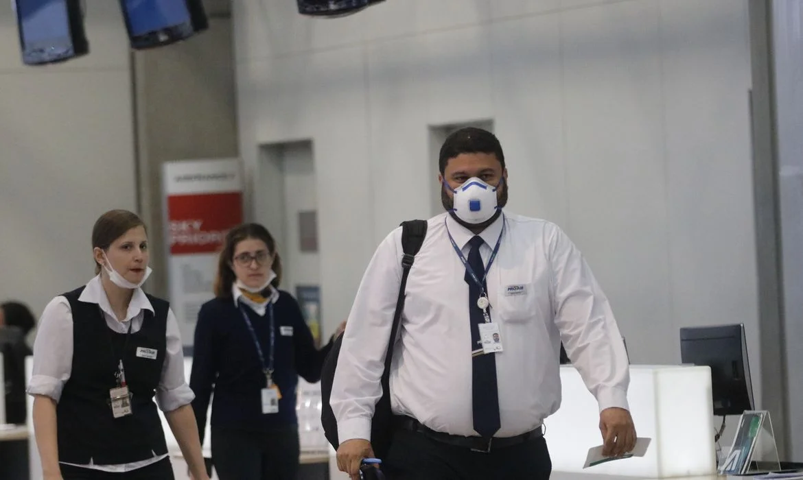 Goiânia confirma quatro novos casos de Covid-19 neste domingo (19)