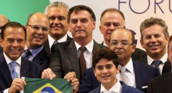 Bolsonaro sanciona socorro a estados e municípios com veto a reajuste de servidores