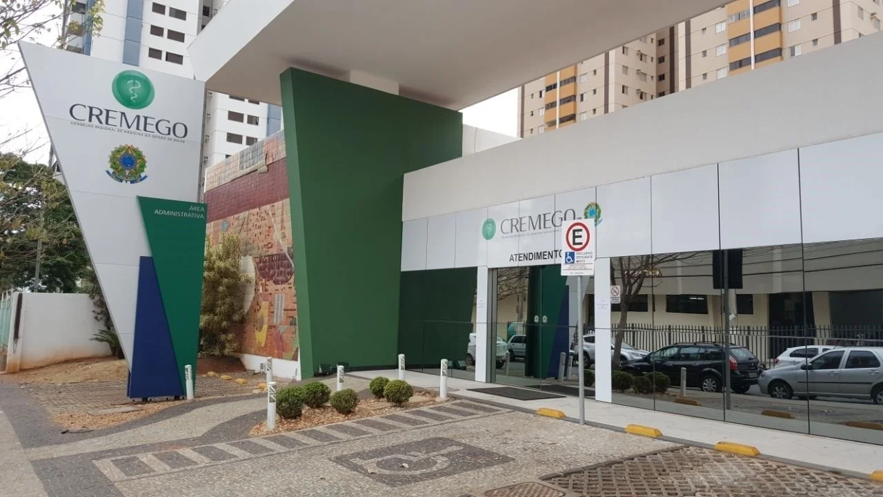 Conselho Regional de Medicina defende cloroquina e critica isolamento social