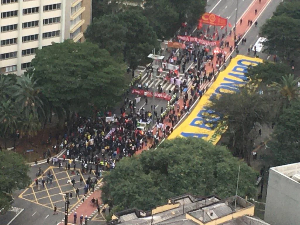 SP tem atos contra e a favor de Bolsonaro neste domingo (14)