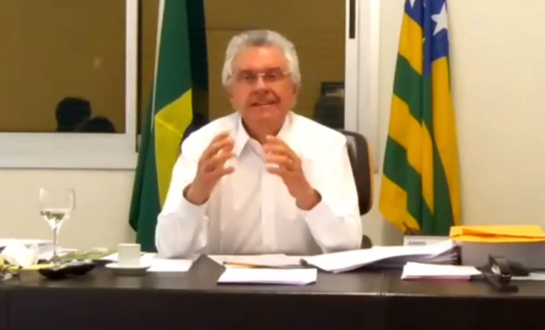 Ronaldo Caiado fala na live com os prefeitos e autoridades sobre quarentena estabelecida em decreto