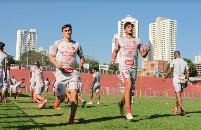 Vila Nova tem três jogos na preparação para estreia no Campeonato Brasileiro