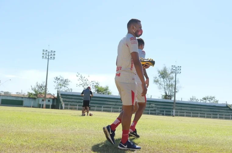 Vila Nova começou treinamentos na cidade de Santo Antônio de Goiás