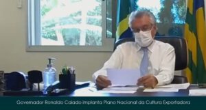 Ronaldo Caiado durante live que lançou plano de incentivo a exportação do governo de Goiás