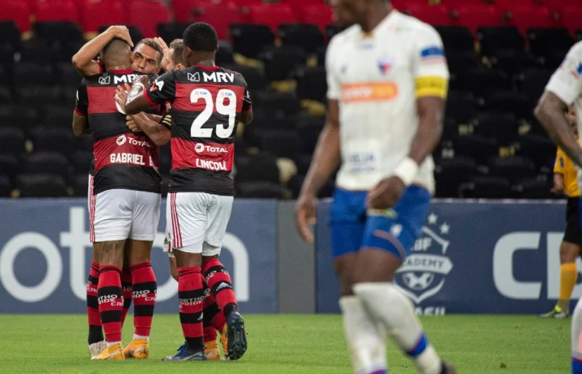 Flamengo vence com gol de Gabigol e pula para segunda posição no Brasileirão