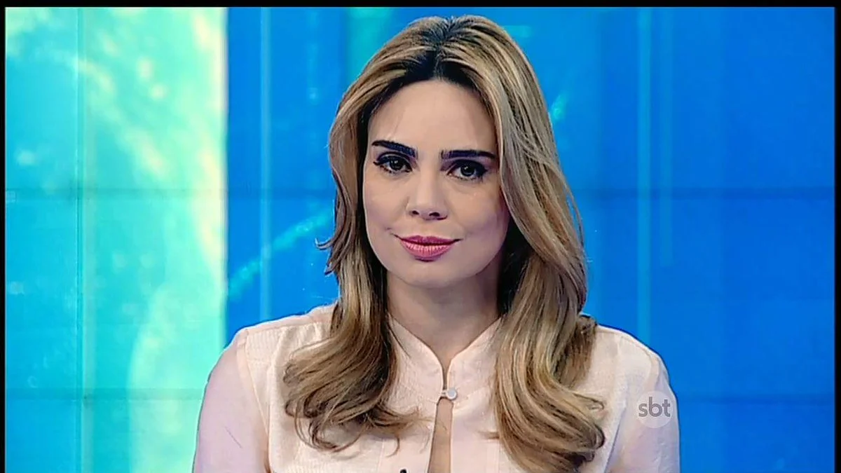 Sheherazade avisa que foi dispensada por e-mail do SBT