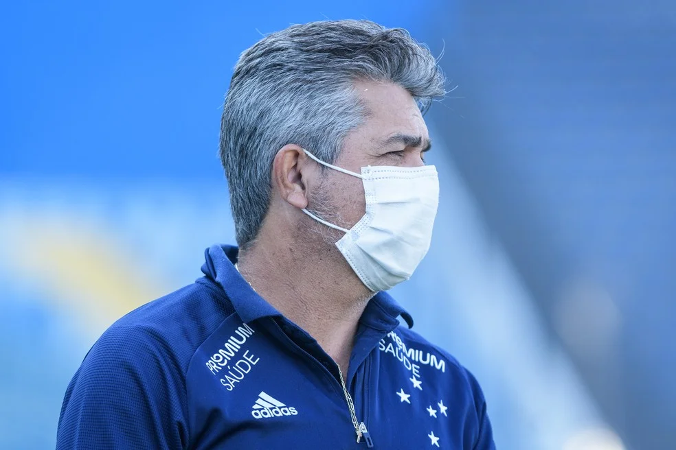 Ney Franco deixa o Cruzeiro e é o terceiro técnico que passa pelo time nesta temporada