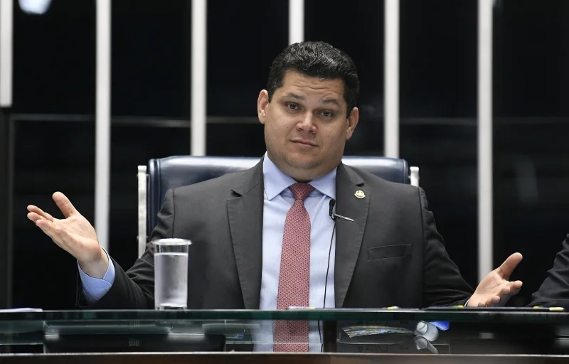 Senado aprova PL que dá autonomia ao Banco Central