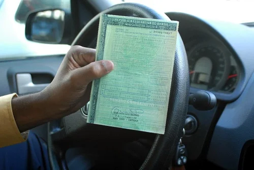 Placas com final 0 tem prazo estendido para pagamento de IPVA em Goiás