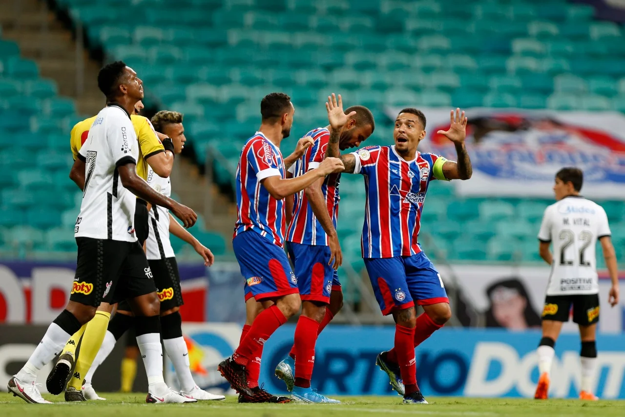 Bahia vence Corinthians na Fonte Nova e deixa zona do rebaixamento na Série A