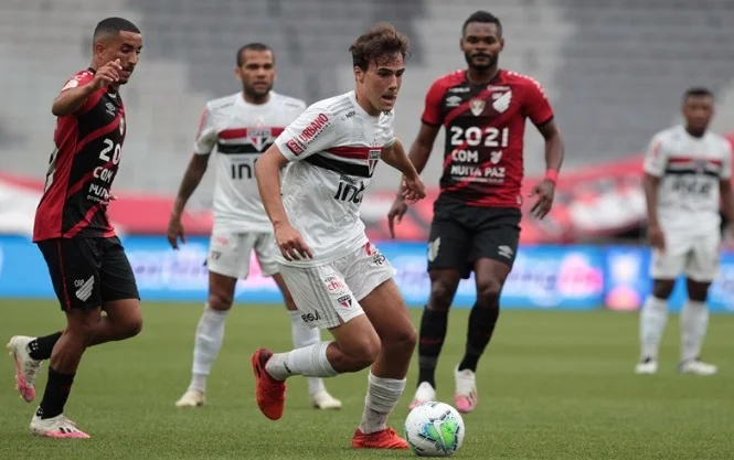 Série A: São Paulo empata com Athletico Paranaense na Arena da Baixada