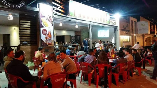 Em Anápolis, bares e restaurantes terão de fechar até meia-noite a partir de segunda-feira (1)