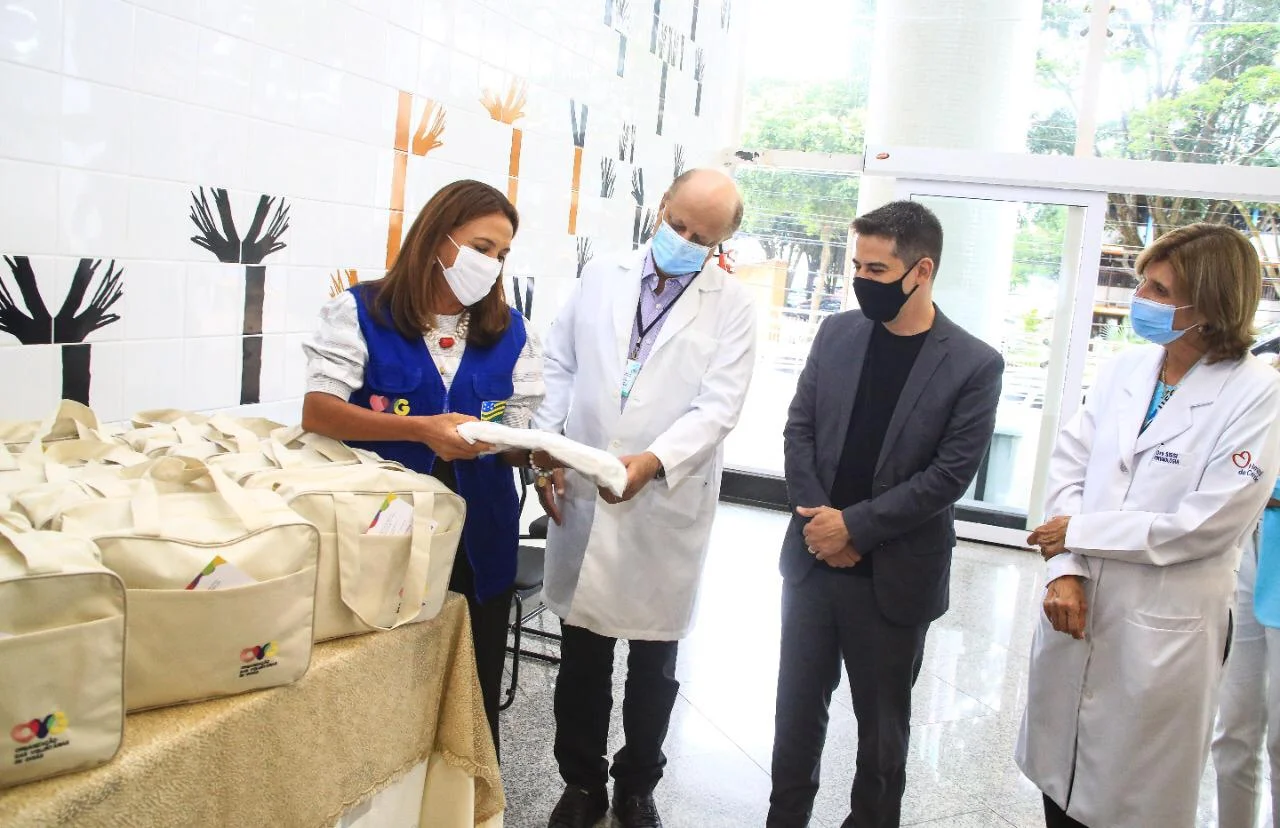 OVG realiza entrega de kits de higiene para pacientes de Manaus