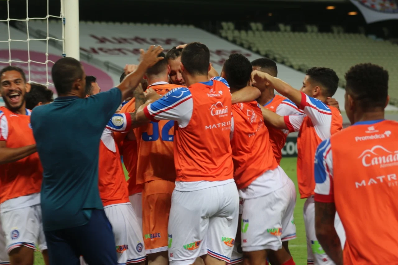 Com hat trick de Rodriguinho, Bahia atropela Fortaleza e ganha fôlego na luta para escapar do rebaixamento