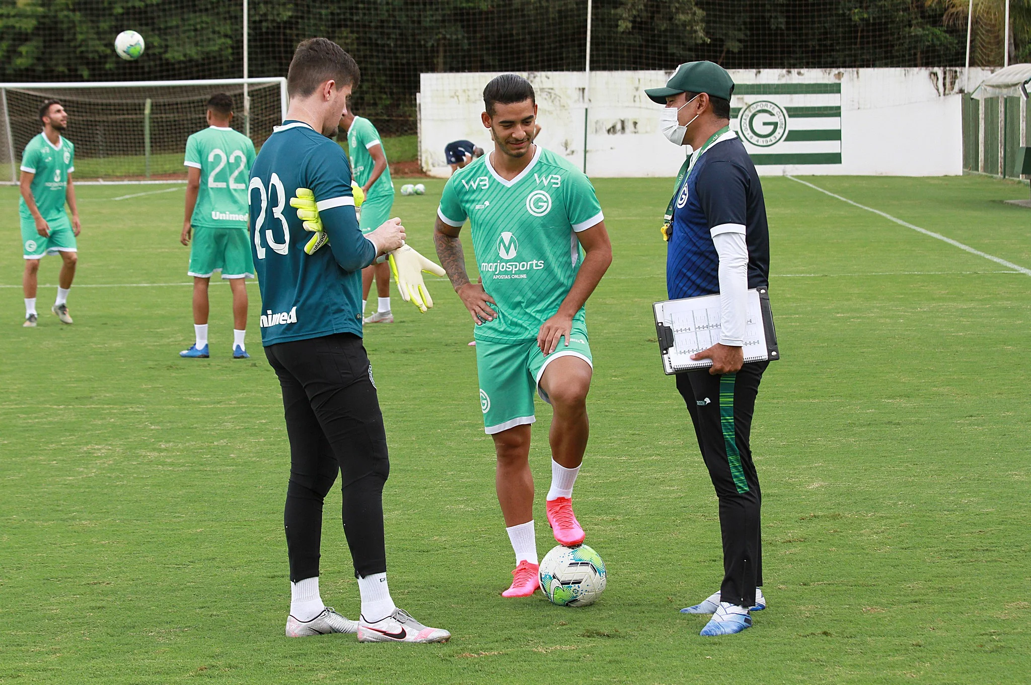 Goiás estreia na Copa do Brasil com desfalque no sistema defensivo