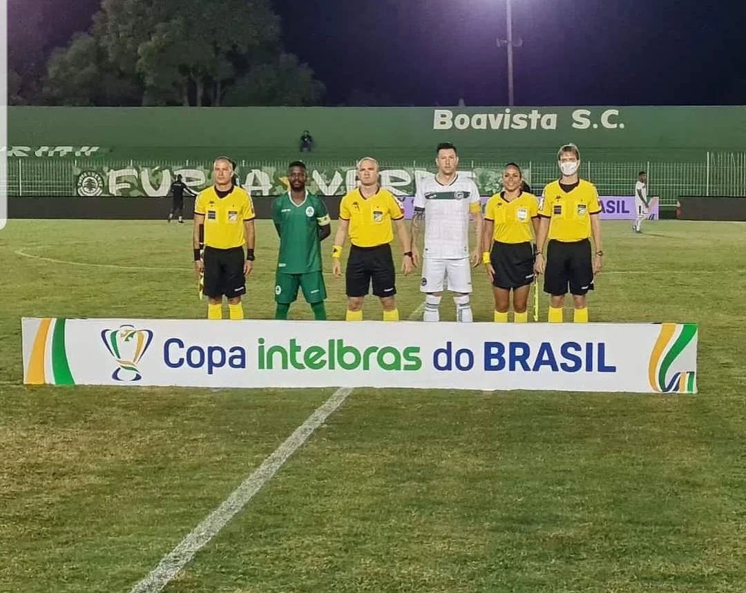 Jogando pelo empate, Goiás é derrotado pelo Boavista e está fora da Copa do Brasil