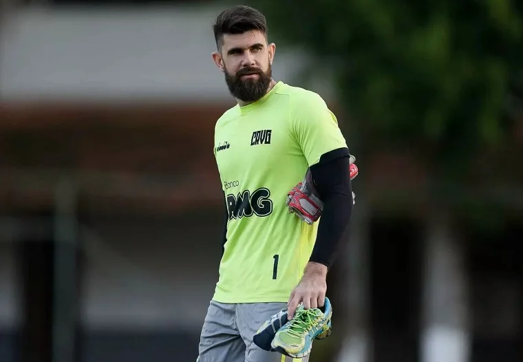 Atlético-GO acerta contratação de substituto para o goleiro Jean