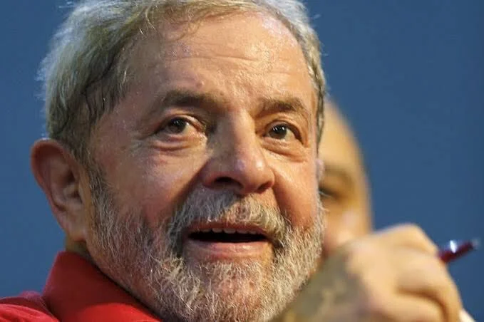 Lula mantém diferença de 20 pontos para Bolsonaro na pesquisa Ipespe