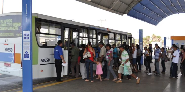 Transporte público coletivo