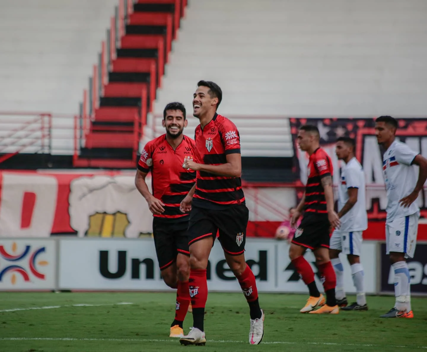 Atlético vence mais uma e garante classificação para as quartas de final do Goianão