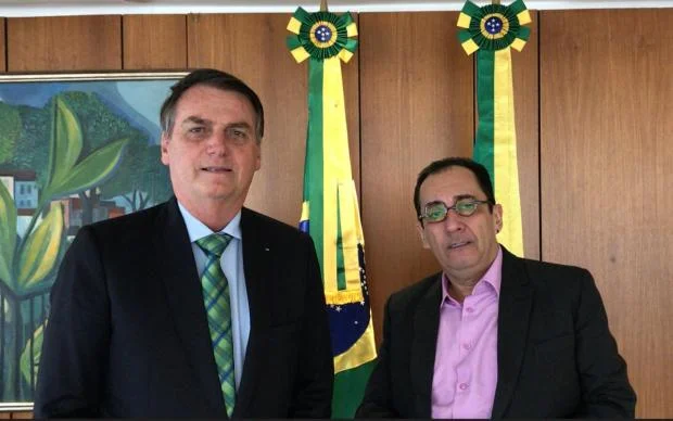 Em conversa com Kajuru, Bolsonaro diz que ‘sairia na porrada’ com Randolfe