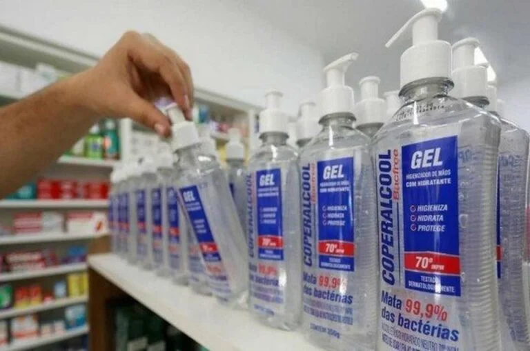 Preço do álcool em gel varia até 233% em Goiânia