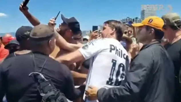 Bolsonaro ironiza gastos em férias: “Vai ter mais”