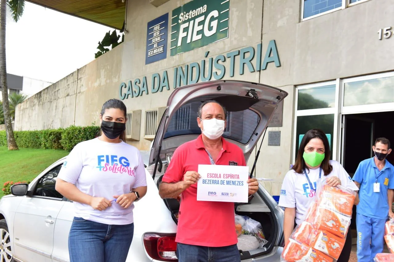 Programa social da Fieg distribui alimentos à entidades filantrópicas