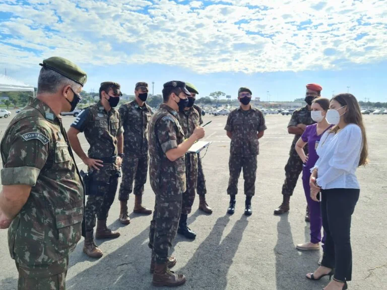 Militares auxiliarão na campanha de vacinação contra a covid-19 em Goiânia