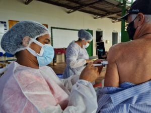 vacinação contra a Covid-19 em Goiânia