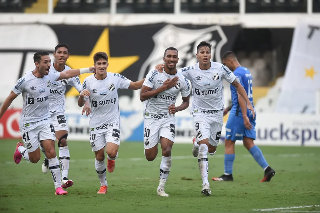 Santos espanta fantasma do rebaixamento com boa vitória sobre o São Bento