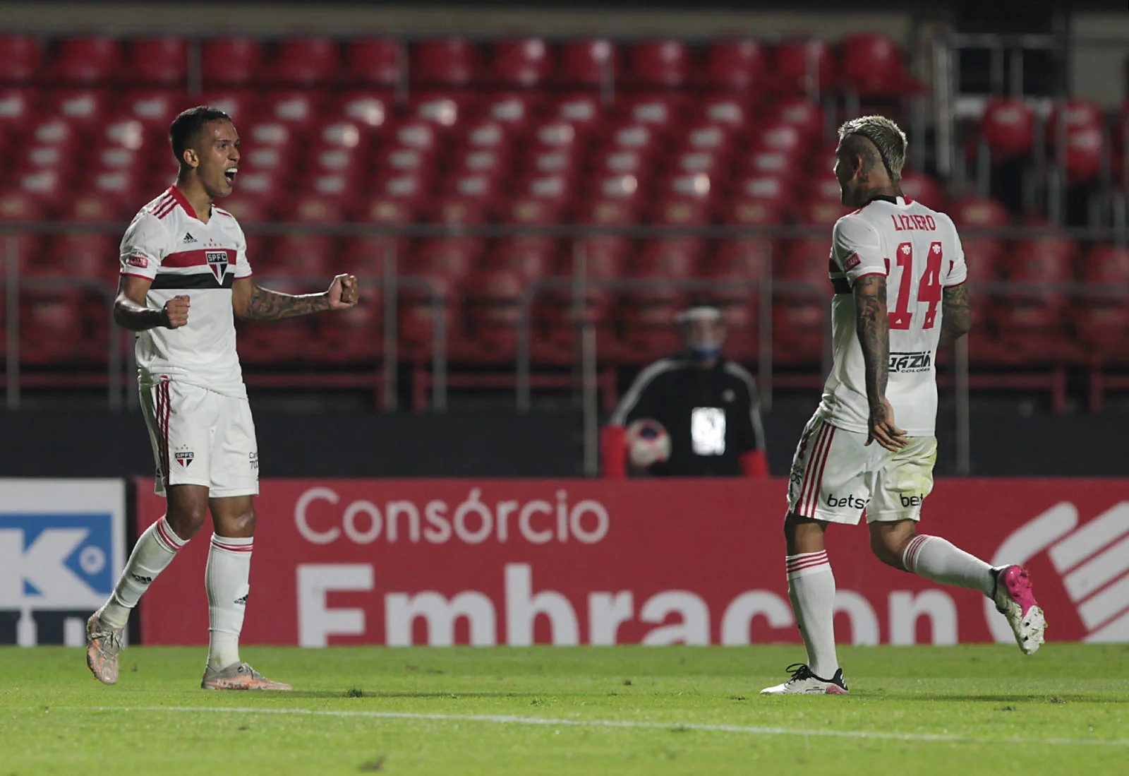 São Paulo supera a Ferroviária e encara o Mirassol na semifinal do Paulistão