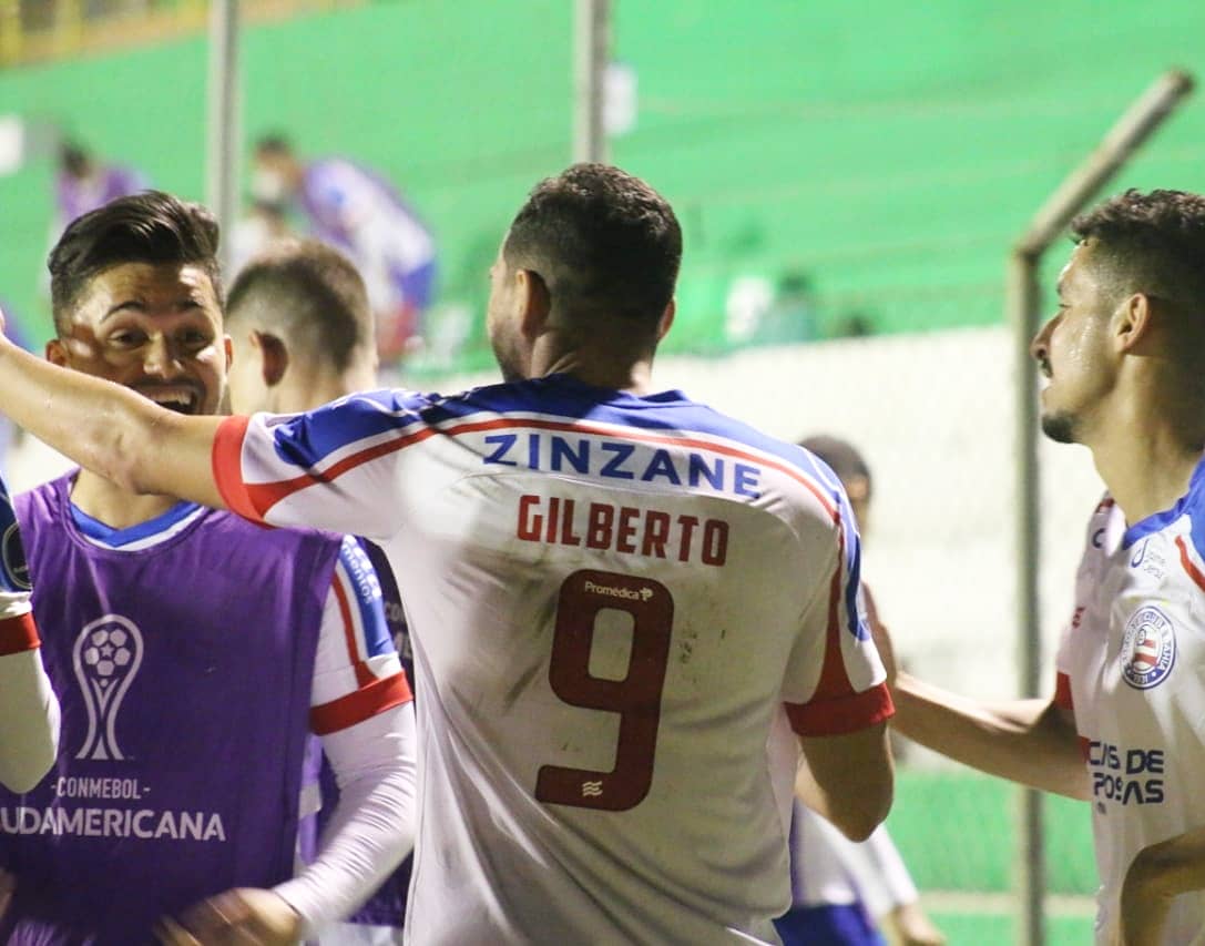 Bahia vence lanterna na Bolívia e assume a liderança na Sul-Americana