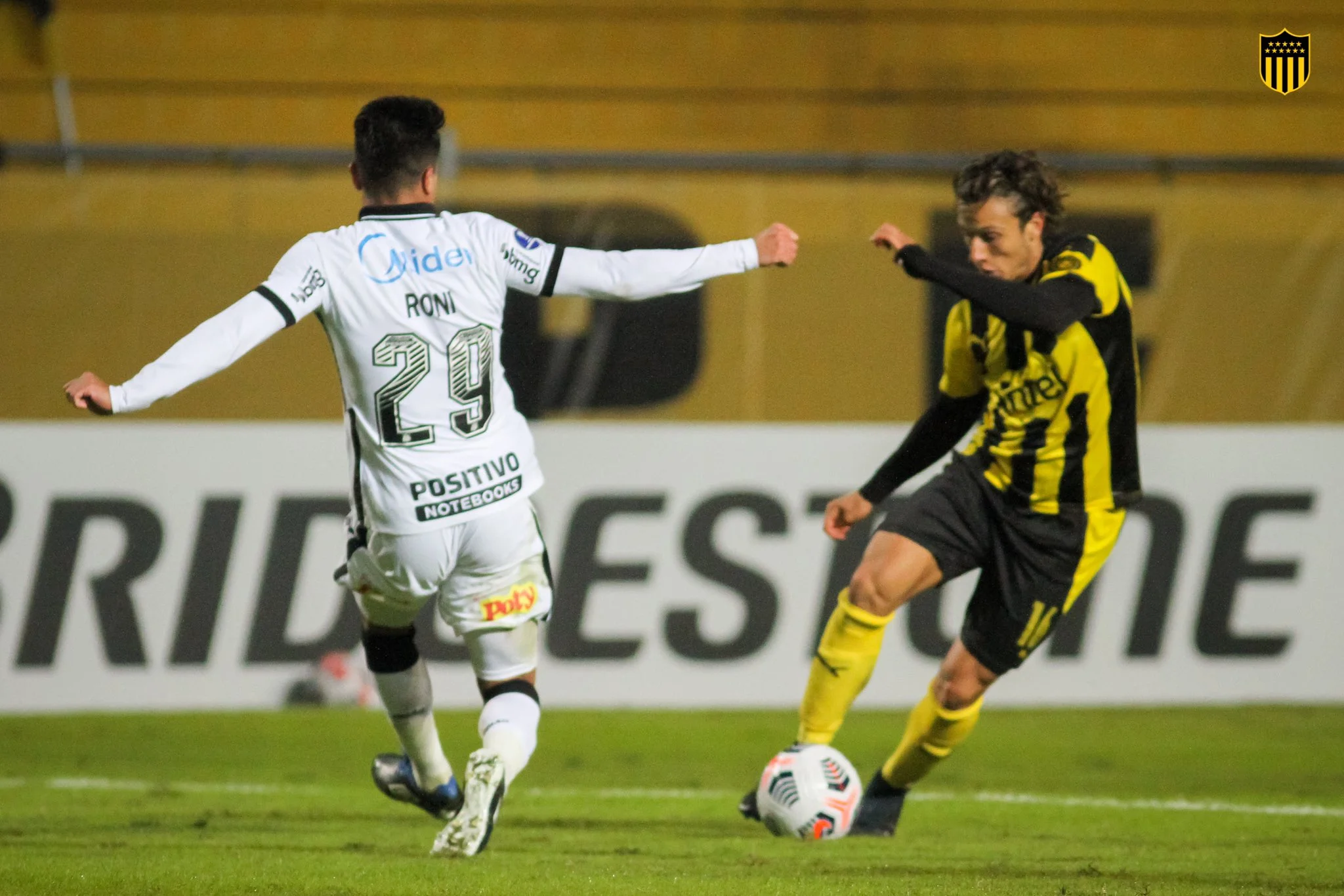 Goleado pelo Peñarol, por 4 a 0, Corinthians é eliminado da Copa Sul-Americana