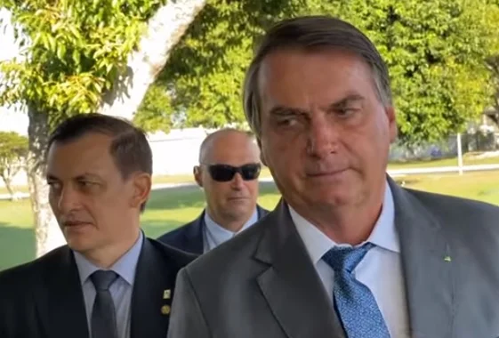 Bolsonaro: estou com problemas com um ministro do STF; é normal, pode acontecer