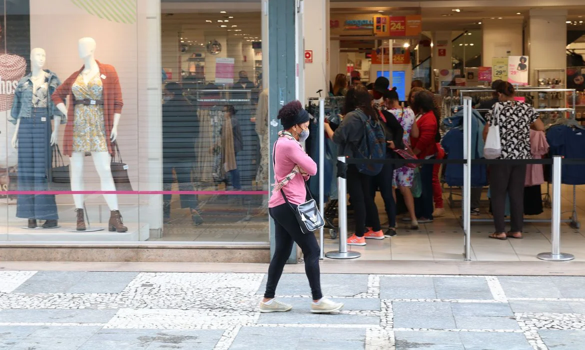 Goianienses estão dispostos a gastar de R$ 80 até R$ 100 com presente de Dia das Mães